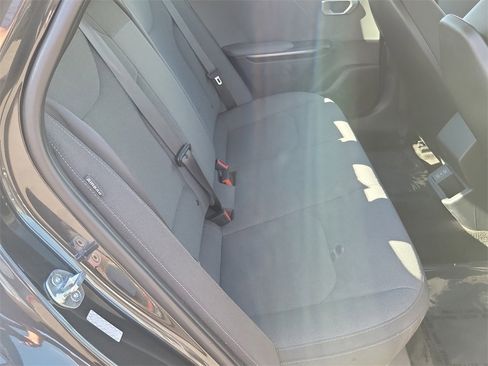 Used 2025 Kia K4 LXS image 22