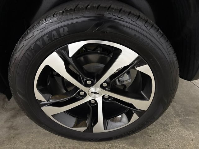 Used 2024 Chevrolet Trax RS FWD image 8