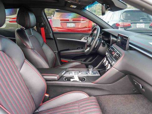 Used 2023 Genesis G70 2.0T w/ Sport Prestige Package image 17