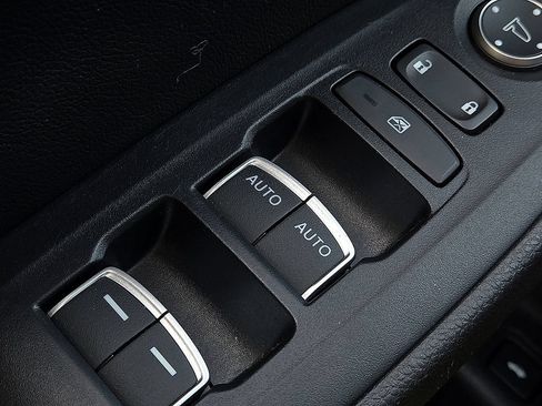 Used 2019 Honda Accord Sport image 16