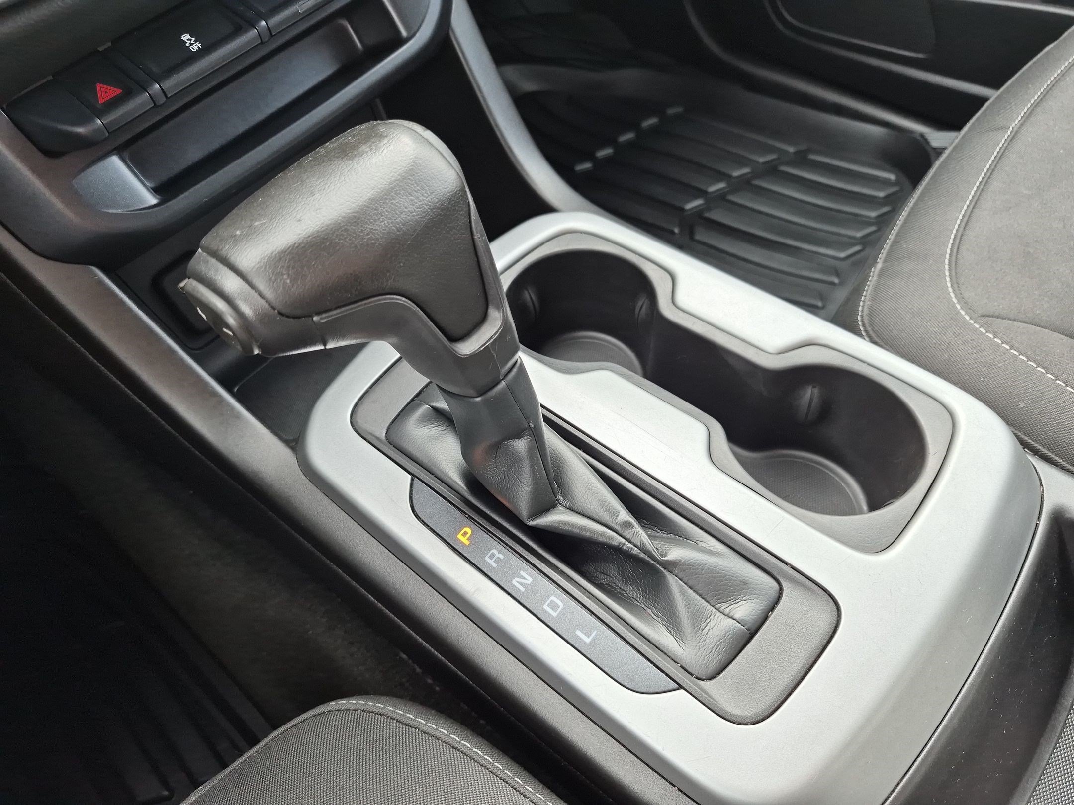 Used 2018 Chevrolet Colorado LT w/ LT Convenience Package RWD image 24