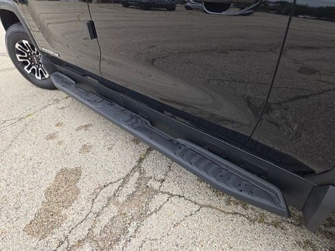 New 2026 GMC Sierra EV Elevation image 19