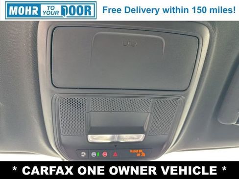 Used 2025 GMC Acadia Elevation image 22