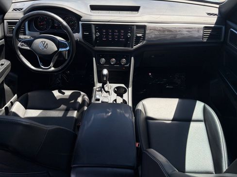 Used 2020 Volkswagen Atlas Cross Sport SE AWD/4WD image 29