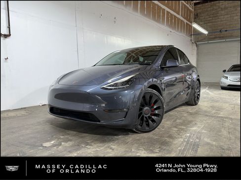 Used 2022 Tesla Model Y Performance AWD/4WD image 1