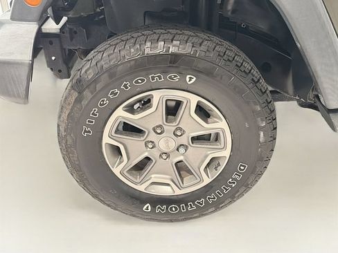 Used 2016 Jeep Wrangler Unlimited Sport w/ Quick Order Package 24S AWD/4WD image 24