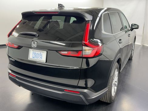 Used 2025 Honda CR-V EX image 9