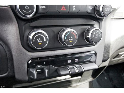 Used 2024 RAM 3500 Big Horn image 21