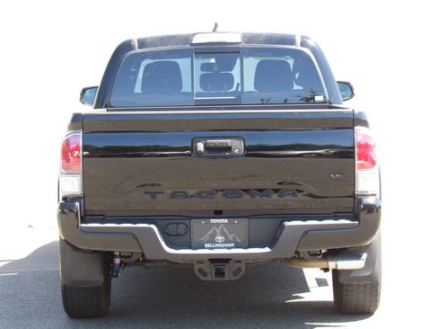 Certified 2023 Toyota Tacoma TRD Sport AWD/4WD image 7