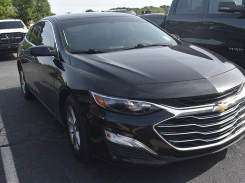 Used 2022 Chevrolet Malibu LS image 3