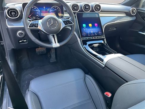 Used 2025 Mercedes-Benz C 300 4MATIC Sedan image 10