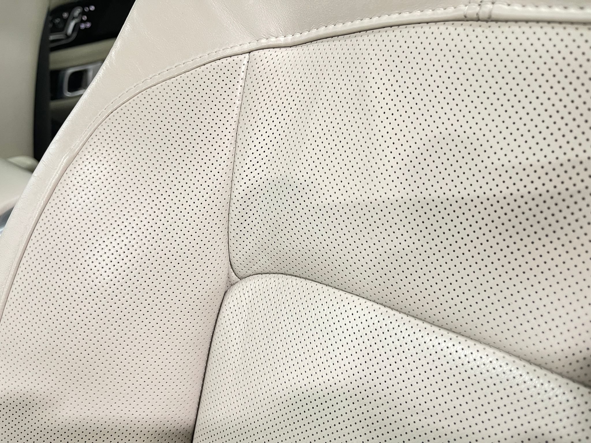 Used 2019 Land Rover Range Rover Autobiography AWD/4WD image 18