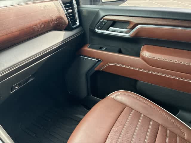Used 2024 GMC Sierra 2500 Denali Ultimate AWD/4WD image 34