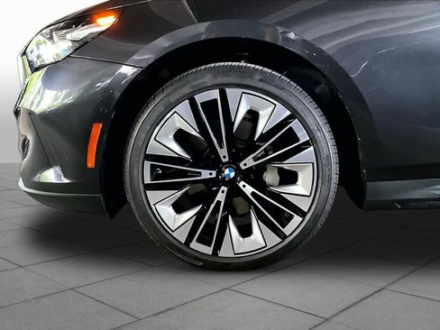 Used 2026 BMW 530i RWD image 10