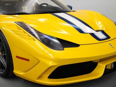 Certified 2015 Ferrari 458 Speciale A image 13