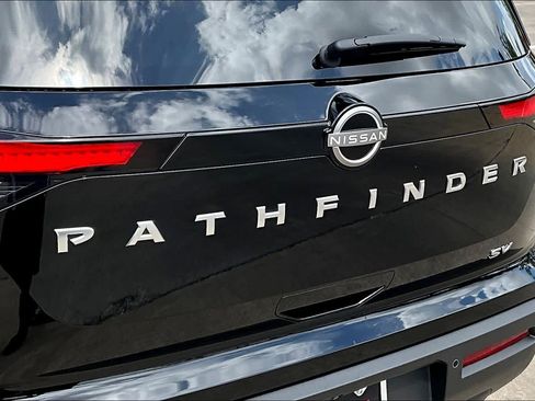 Used 2024 Nissan Pathfinder SV w/ Cargo Package image 29