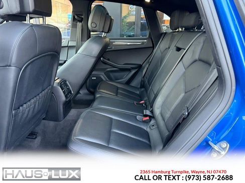 Used 2017 Porsche Macan GTS w/ Premium Package Plus image 18