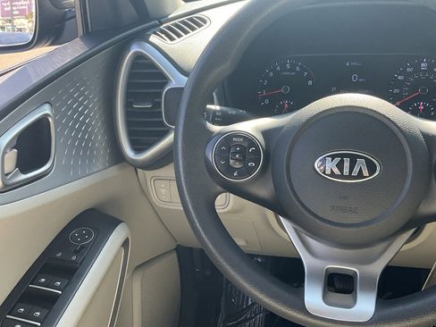 Used 2020 Kia Soul LX image 39