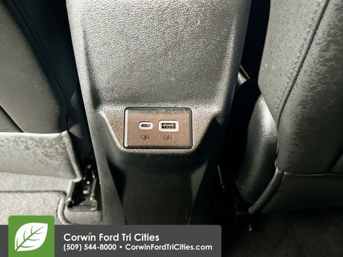Used 2023 Chevrolet Bolt EUV Premier w/ Redline Edition image 28