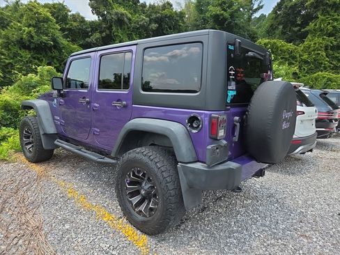 Used 2018 Jeep Wrangler Unlimited Sport S AWD/4WD image 6