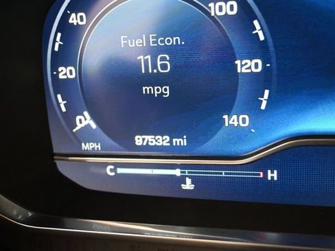 Used 2023 Chevrolet Suburban LT RWD image 19