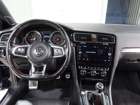 Used 2019 Volkswagen GTI Autobahn FWD image 20