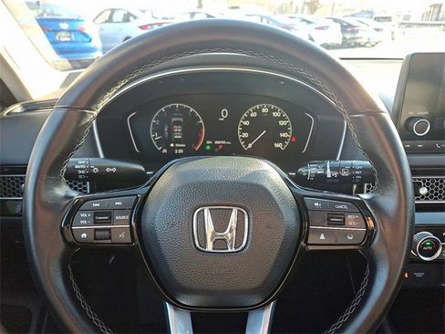 Used 2024 Honda Civic EX-L image 19