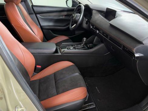 Used 2024 MAZDA MAZDA3 s image 42