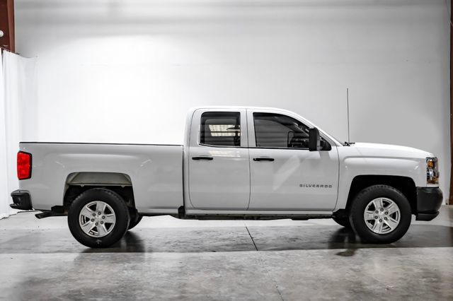 Used 2017 Chevrolet Silverado 1500 W/T w/ Trailering Package RWD image 8