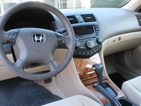 Used 2004 Honda Accord EX image 23