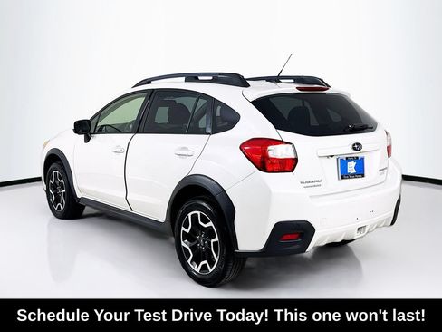Used 2016 Subaru Crosstrek 2.0i Premium w/ Moonroof Package AWD/4WD image 6