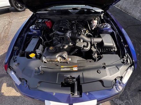 Used 2011 Ford Mustang Coupe w/ 101A Rapid Spec Order Code RWD image 7