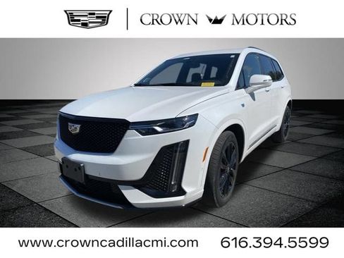 Certified 2023 Cadillac XT6 Sport w/ Technology Package AWD/4WD image 9