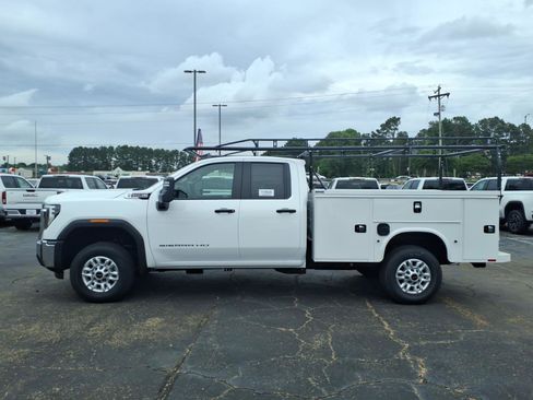 New 2026 GMC Sierra 2500 Pro w/ Convenience Package RWD image 1