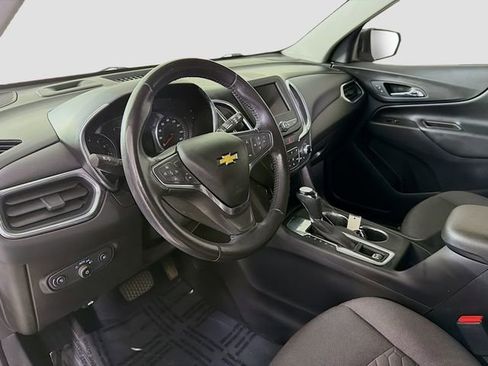 Used 2020 Chevrolet Equinox LT image 9