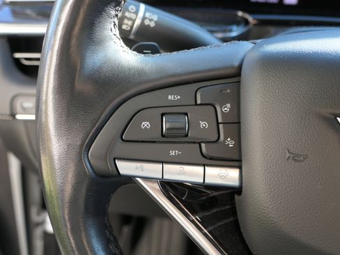 Certified 2021 Cadillac Escalade ESV Sport w/ Driver Assist Tech Package image 16