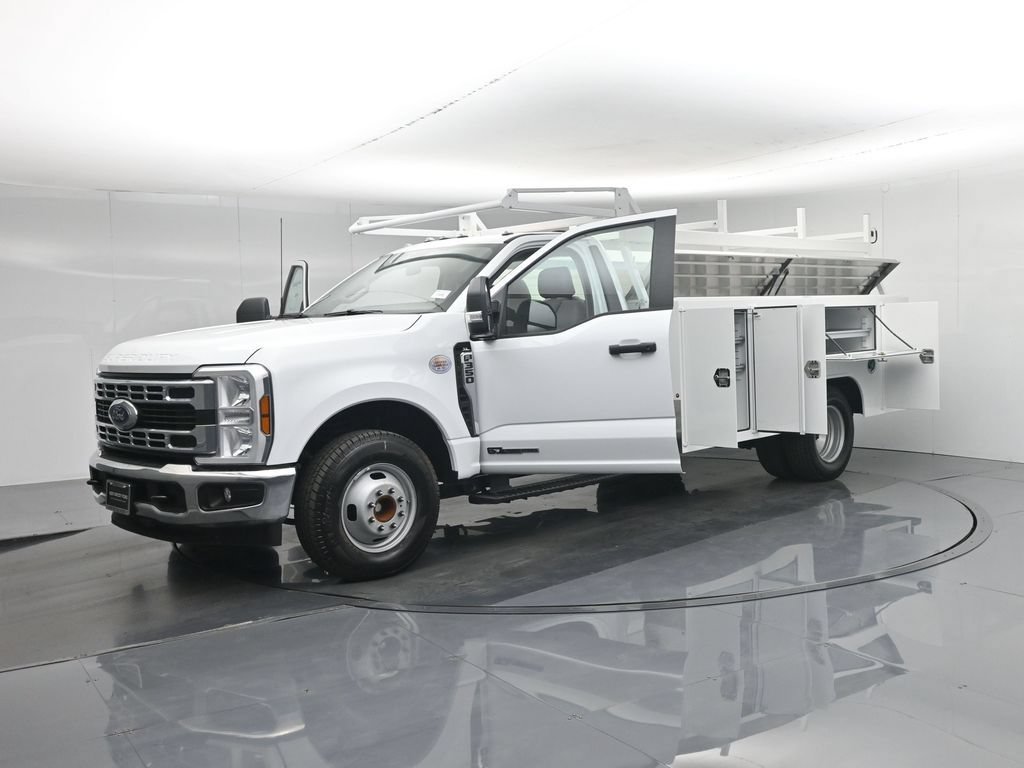 New 2025 Ford F350 XL w/ XL Chrome Package RWD image 35