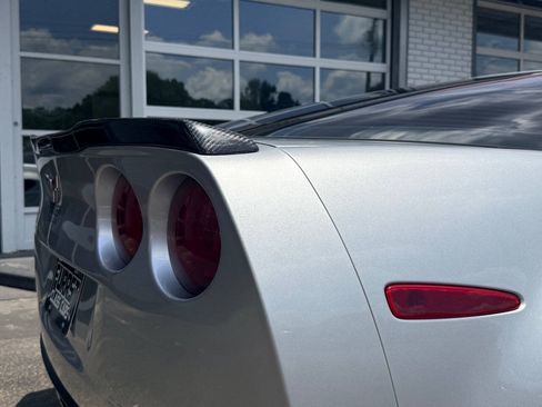 Used 2010 Chevrolet Corvette Grand Sport w/ Preferred Equipment Group RWD image 14
