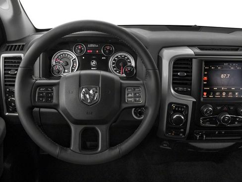 Used 2017 RAM 1500 Big Horn image 10