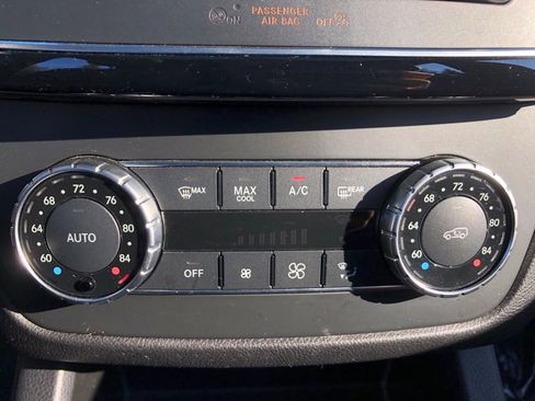 Used 2018 Mercedes-Benz GLE 43 AMG 4MATIC Coupe w/ Parking Assist Package image 25