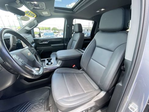 Used 2026 Chevrolet Silverado 2500 LTZ w/ LTZ Premium Package AWD/4WD image 20