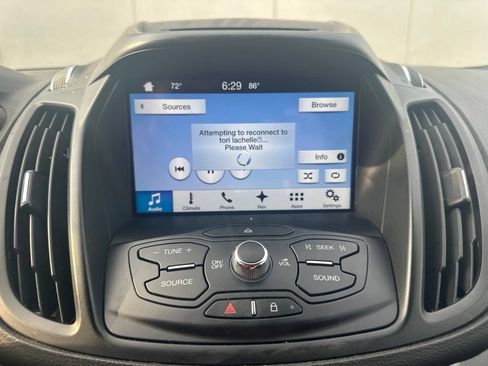 Used 2016 Ford Escape SE w/ SE Leather Comfort Package AWD/4WD image 7