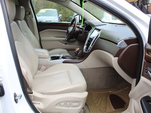 Used 2013 Cadillac SRX Luxury w/ Driver Awareness Package image 11