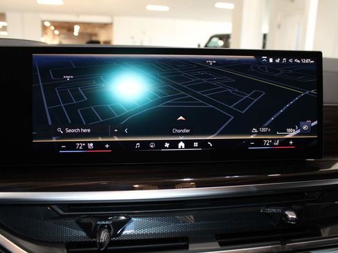 Used 2026 BMW X5 xDrive40i w/ Climate Comfort Package image 21