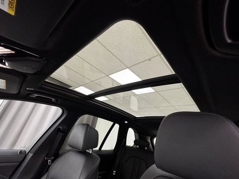 Used 2021 BMW X5 M50i image 29