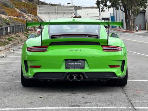 Certified 2019 Porsche 911 GT3 RS image 8