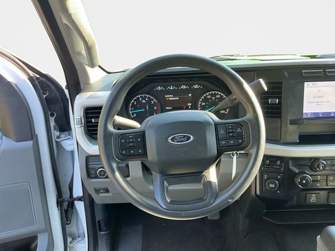 Used 2024 Ford F250 XLT AWD/4WD image 13