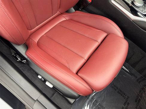 Used 2022 BMW i4 eDrive40 image 46