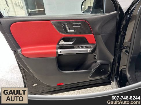 Used 2023 Mercedes-Benz GLB 35 AMG 4MATIC image 12