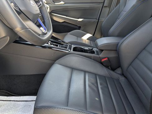 Used 2024 Volkswagen Golf R image 15